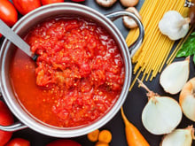 Eles estragam o sabor: esses são os ingredientes que não combinam com molho de tomate e você nunca deve usar se quiser um resultado de chef