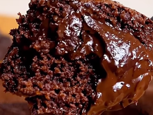 Só 3 ingredientes: TudoGostoso ensina a torta de chocolate saudável que mata a vontade de doce sem sair da dieta
