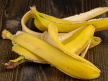 Se você tem cascas de banana em casa, você tem um tesouro: 5 maneiras de aproveitar o ingrediente no dia a dia