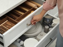 É melhor jogar fora: os itens que só ocupam espaço na cozinha e você deveria se livrar, segundo especialista