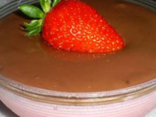Mousse de morango com chocolate