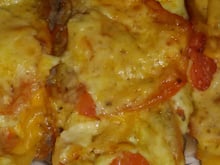 Bife grelhado com tomate assado e mussarela