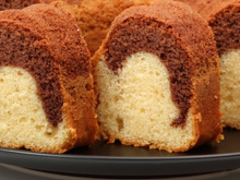 Bolo de preguiçoso (mas delicioso!): essa é a receita de bolo mais simples e fácil do mundo