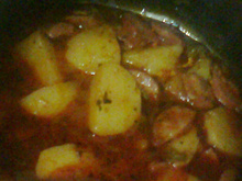 Ensopadinho de calabresa com batata na panela de pressão