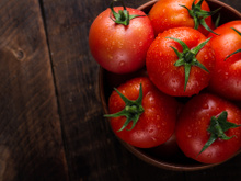 Como tirar acidez do tomate: técnica culinária acaba com o problema