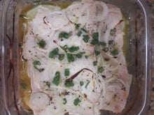 Filé de linguado assado com batatas