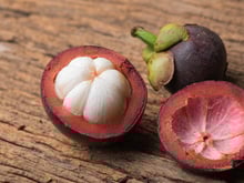 Conheça o mangostin, uma fruta exótica e cheia de sabor