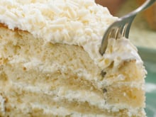 No Dia do Bolo eu faço esse bolo de leite Ninho com as crianças e elas amam: macio, molhadinho e fácil de fazer