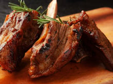 Receita de costela feita sem água na panela de pressão: TudoGostoso ensina como deixá-la suculenta e desmanchando