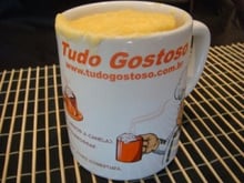 Bolo de fubá na caneca