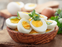 Como fazer ovo cozido na airfryer: tempo de cozimento varia de acordo com o ponto desejado