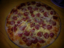 Pizza simples, gostosa e barata da Ju