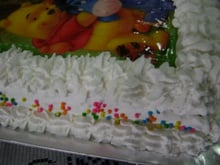 Bolo de aniversário com papel de arroz