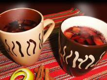 Vinho quente simples em casa: aprenda a fazer a bebida tradicional de Festa Junina!