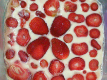 Sobremesa de limão com morango