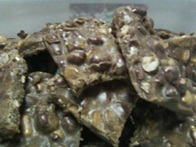 Pé-de-moleque com leite condensado