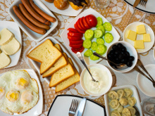 O que você comeria se fosse um bilionário? Com certeza o seu café da manhã seria bem diferente do de Elon Musk