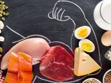 Esses são os 4 sinais de que você está comendo pouca proteína e deveria aumentar o consumo