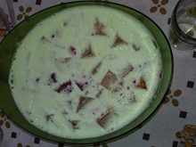 Gelatina colorida com creme