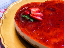 Cheesecake de morango fácil para um doce romântico que vai impressionar a namorada ou o namorado