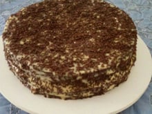 Torta de chocolate com recheio branco
