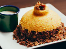 Bolo de cuscuz na air fryer