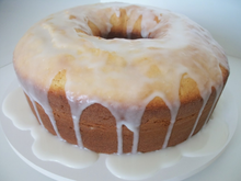 Bolo de limão com casquinha açúcarada: como fazer