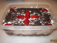 Pavê de morango com chocolate