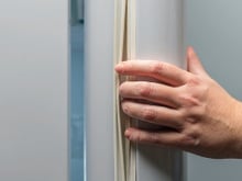 Como remover o mofo das borrachas de vedação da porta da geladeira para que fiquem com aparência de novas