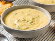 O ingrediente que eu coloco na sopa de vegetais para deixar o caldo cremoso e muito saboroso