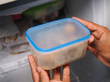 Segundo especialistas, por quantos dias o frango cozido pode ser armazenado na geladeira? O TudoGostoso tem a resposta!
