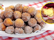 Esse é o jeito mais fácil de fazer um bolinho de chuva macio por dentro e crocante por fora