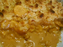 Cuca de banana com doce de leite
