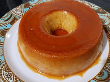 Pudim de casca de pão de forma