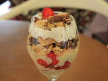 Pavê de morango com sonho de valsa