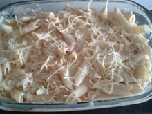 Macarrão com frango desfiado