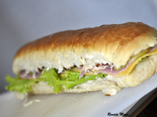 Pão caseiro recheado