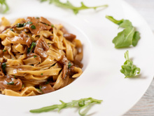 Avó e cozinheira, 81 anos: “O macarrão com molho de tomate fica ainda melhor com foie gras e uma colher de chá de manteiga. É assim que se faz na minha família há 100 anos.”