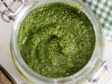 Pesto vegano de manjericão