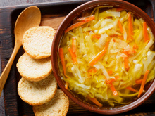 Esta sopa de legumes é receita coringa: fácil, barata, saudável e saborosa