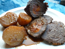 Carne assada com molho madeira