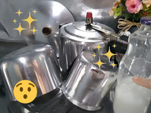 Misturou tá pronto: detergente caseiro transforma as suas panelas de alumínio em um espelho de tão limpo e brilhante