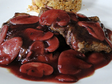 Molho de vinho tinto com cogumelos