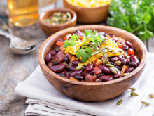 4 saladas de feijão para os dias de calor