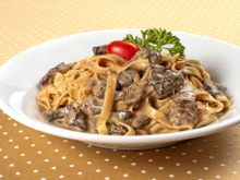 Faço essa receita de molho da minha avó há 12 anos e todas as vezes eu como direto da panela: já salva para fazer na sua casa!