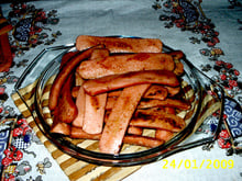Salsichas grelhadas sabor churrasco