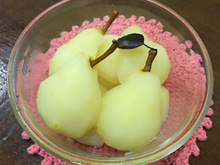 Pêras ao vinho branco