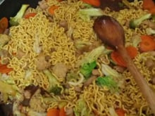 Yakissoba fácil e leve