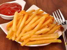 Esses são os segredos para a sua batata ficar crocante e sequinha que nem a de restaurante chique