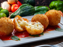 Aprendi como fazer o bolinho de arroz do chef Henrique Fogaça: receita simples, crocante e que todo mundo gosta